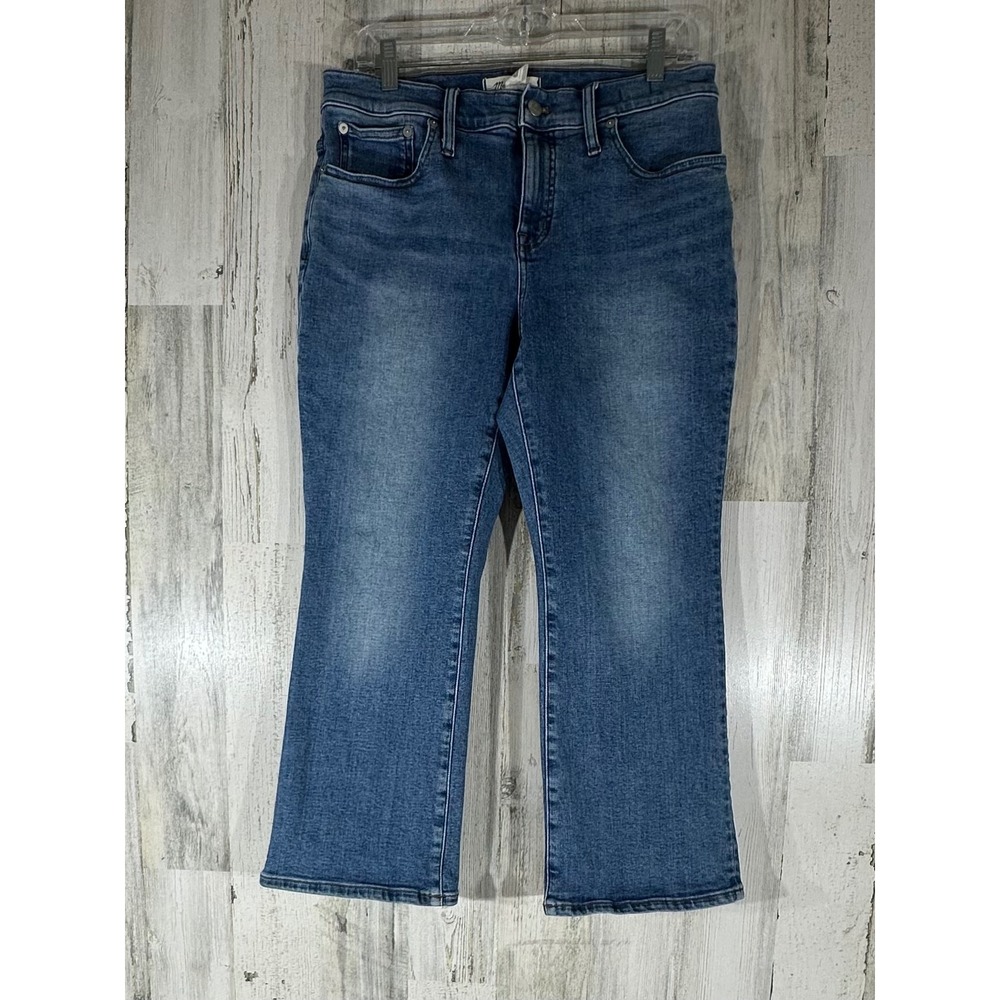 Madewell Mid Rise‎ Kick Out Jeans Women Size 30P (30x24) Cropped Flare Leg